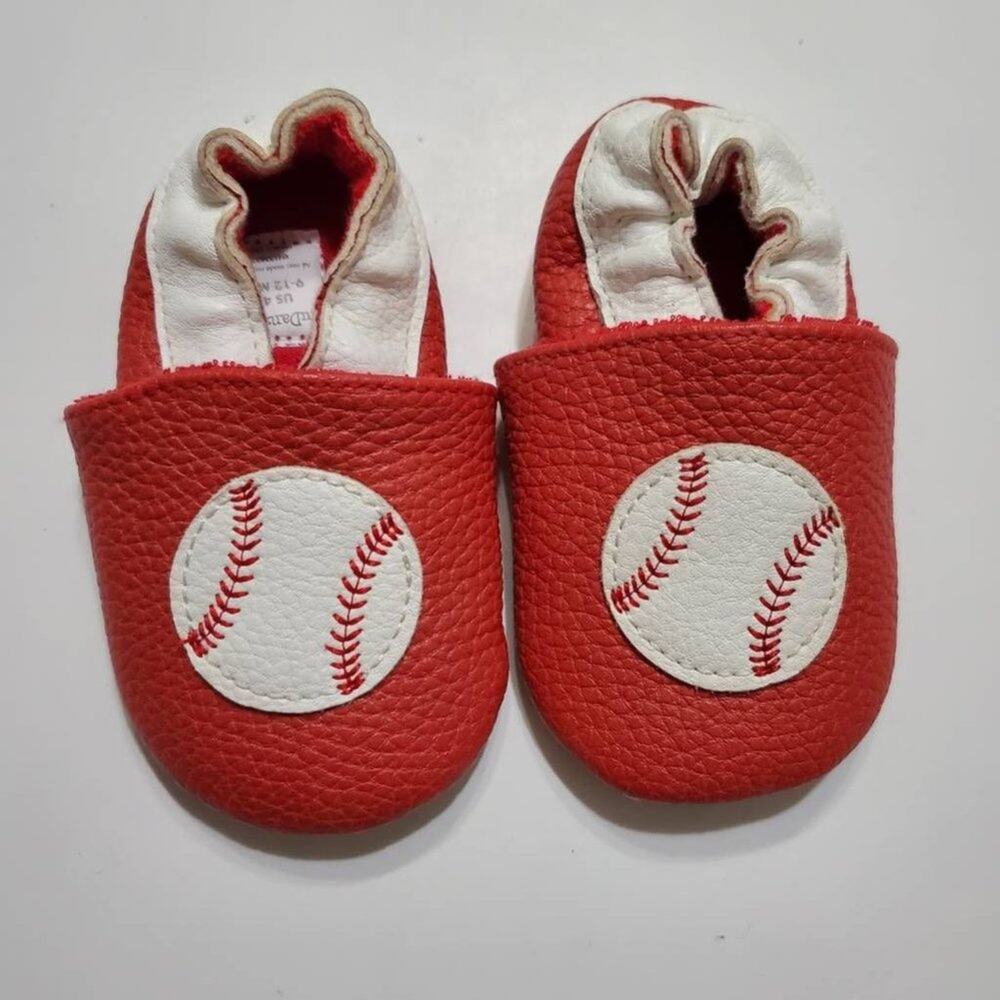 JuDanzy Baby Boys Slip On Shoes Red White Baseball Stiching Elastic‎ Ankle 4 New